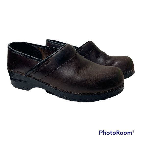 Dansko Dark Brown Clog Metical Shoes SIZE 41 11 - Picture 1 of 4